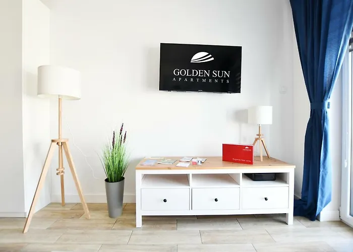 Lazur Z Miejscem Postojowym W Garazu Apartamento Kołobrzeg